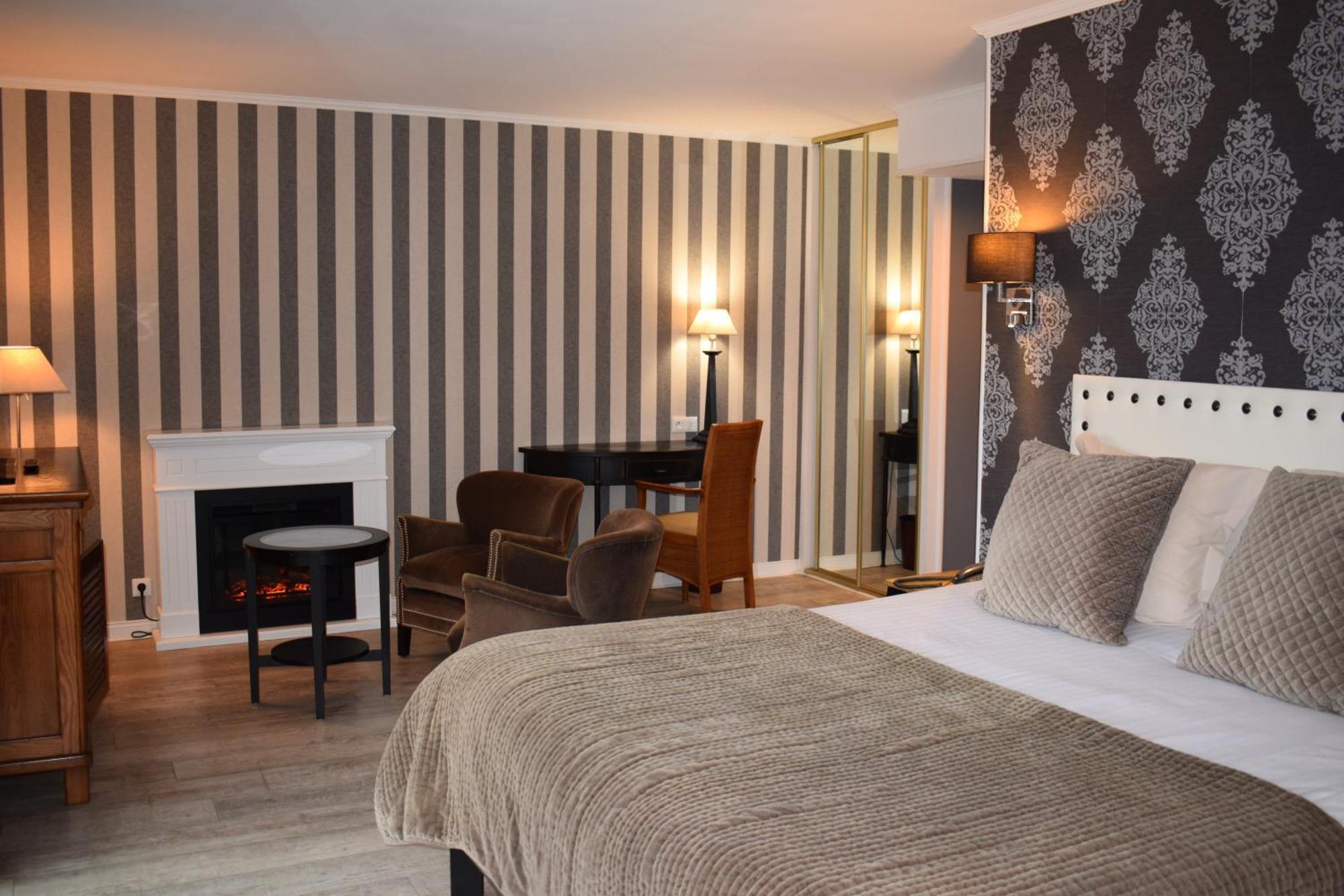 Le Trophee Boutique Hotel Spa- La Loggia Appart'Hotel Deauville Exteriér fotografie